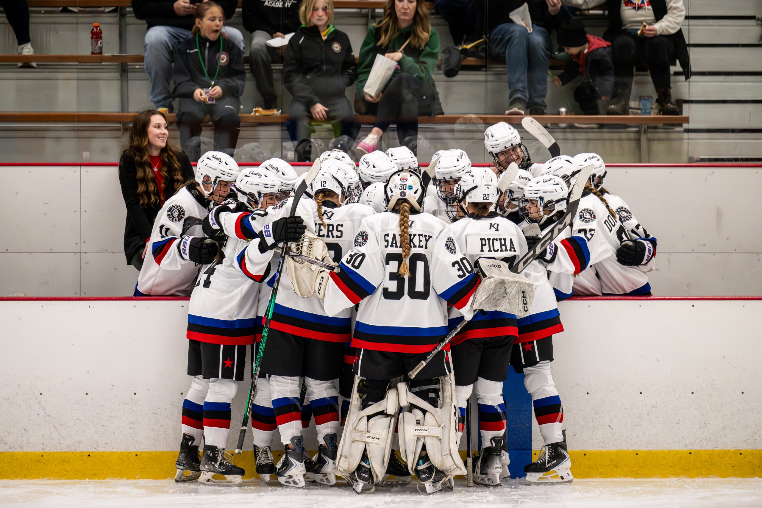 GirlsHockeyGentry